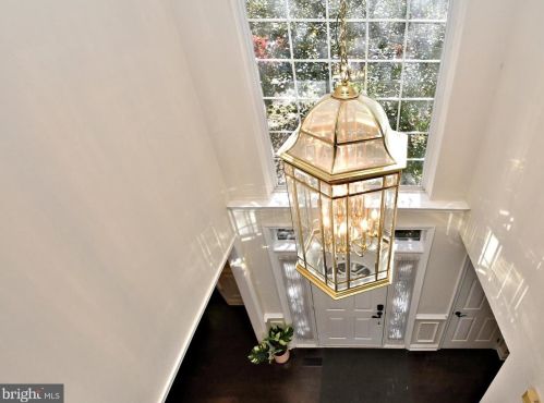 309 Meadow View Ln, Lansdale PA  19446-5932 exterior