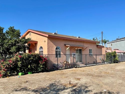 9000 Burke Ave, South Gate CA  90280-3411 exterior