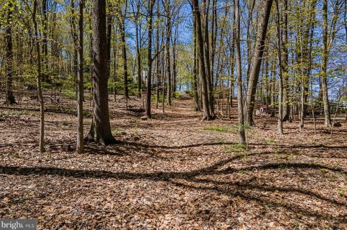 231 Green Hill Rd, Dale, PA 19504-9322
