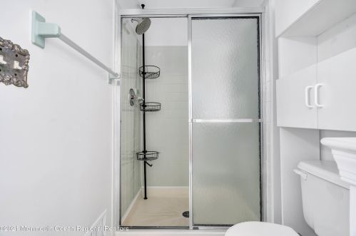 305 Bartley Rd, Jackson Twp NJ  08527-1166 exterior