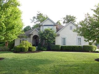 1844 Hazelwood Dr, Pataskala, OH 43062-8074