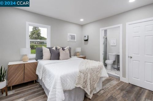 420 8th St, West Pittsburg CA  94565-2632 exterior