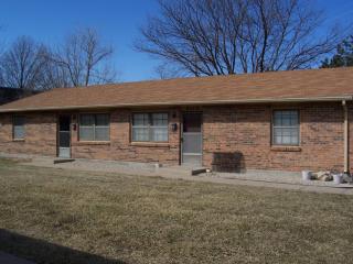 2109 Casement Rd, Manhattan KS  66502-4720 exterior