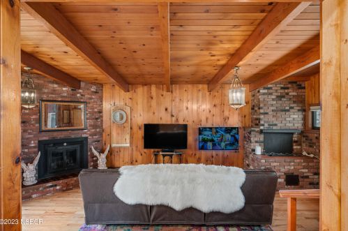 700 Cypress St, Santa Maria CA  93454-5222 exterior