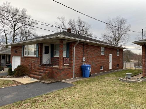 83 Elm Ave, Iselin NJ  08830-1505 exterior