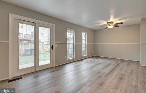 10431 Todman Landing Ct, Springfield VA  22015-2562 exterior