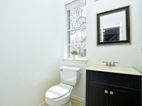 10208 Beard Ave, Austin TX 78748-3956 exterior