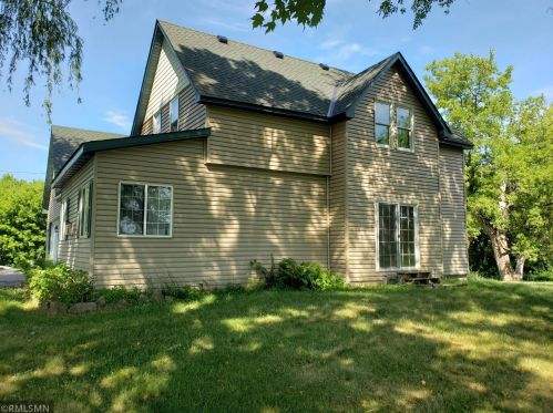 3201 317th Ave, Spectacle Lake, MN 55008-6781