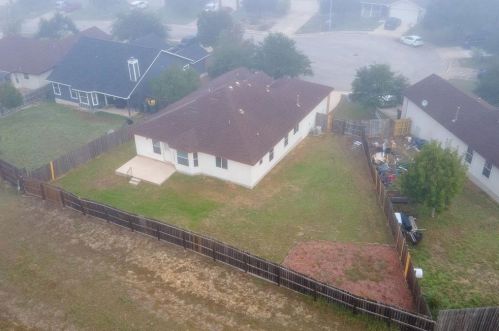 111 Goddard, Uhland TX  78640-5484 exterior