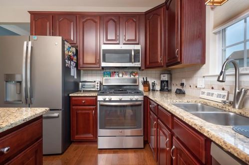 185 Timothy Trl, Easton PA  18040-8467 exterior