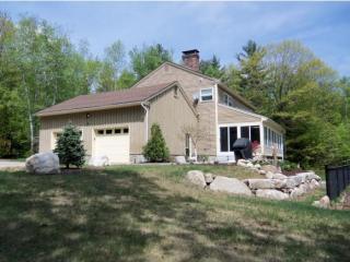 2 Sargent Rd, Holderness, NH 03245-5148