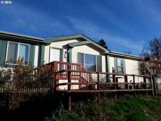 400 B Ave, Drain, OR