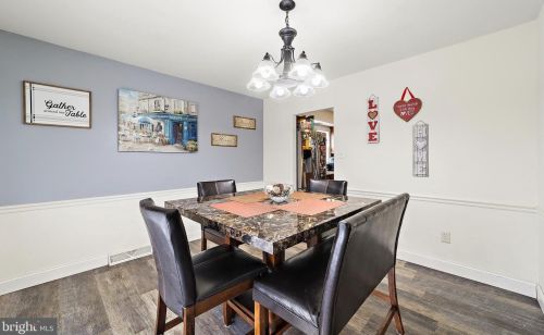 2506 Yellowstone Rd, Riverton NJ  08077-3164 exterior