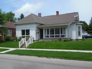 1004 Walnut St, Capehart, IN 47501-2854