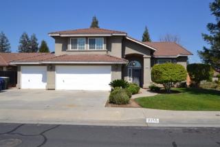 2155 Escalon Ave, Clovis CA  93611-0691 exterior