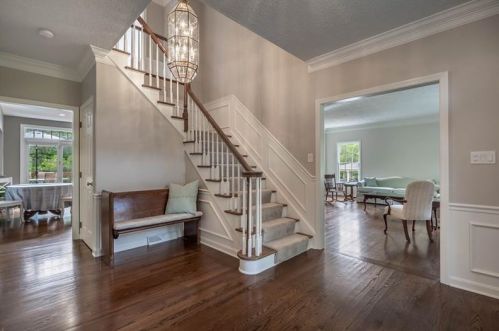 118 Green Valley Ln, Canonsburg, PA 15317-3542