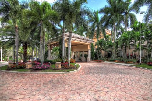 14350 11th St, Hollywood FL  33027-6148 exterior