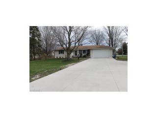 3285 Jaycox Rd, Avon, OH 44011-1935