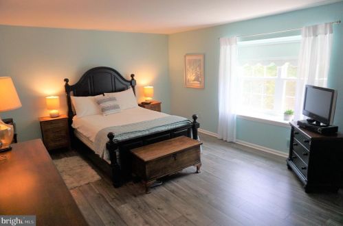 36 Catbird Ct, Lawrence Township NJ  08648-2045 exterior