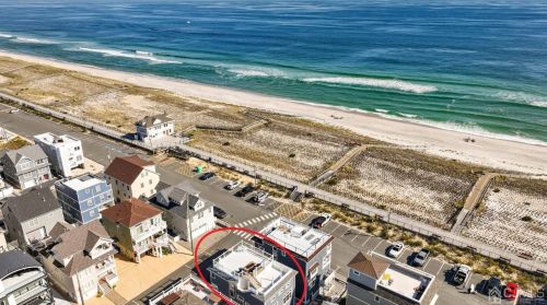 5 Fort Ave, Pelican Island NJ  08751-1512 exterior