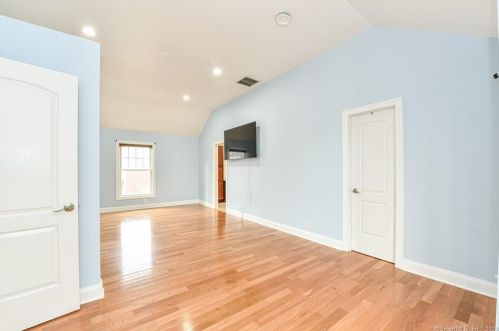 6 Nolan St, Norwalk CT  06850-2525 exterior