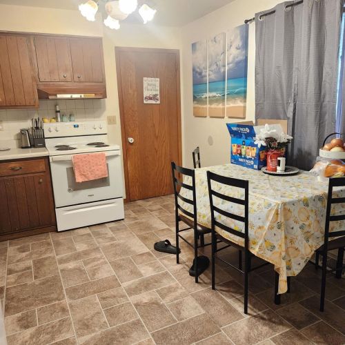 1012 Airport Rd, Menasha WI  54952-2021 exterior