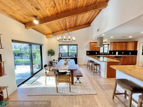 1630 118th Ter, Hollywood FL  33026-2546 exterior