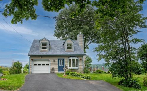 56 Skyline Dr, Brookfield Center, CT 06804-1422