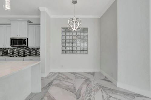 4030 Artesa Dr, Boynton Beach FL  33436-2628 exterior