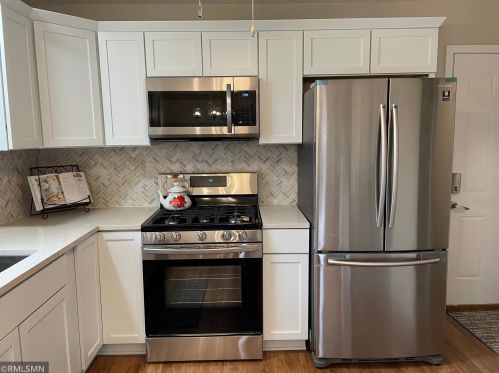7955 Van Buren St, Minneapolis, MN 55432-2036