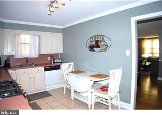 1707 Sycamore St, Wilmington, DE 19805-4238