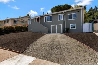 1425 Magazine St, Vallejo, CA 94591-8235