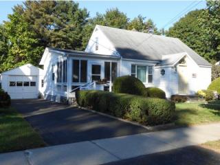 2069 North Ave, Burlington, VT 05408-1207