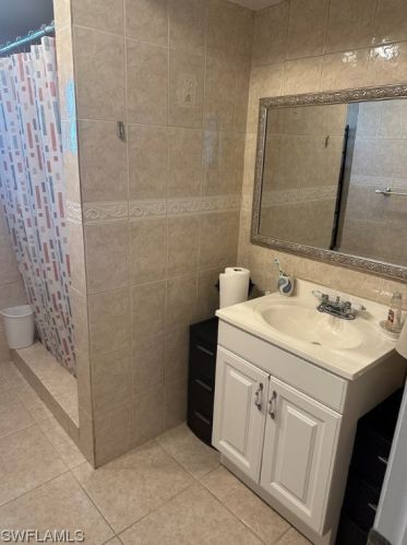 605 3rd St, Lehigh Acres FL  33936-1409 exterior