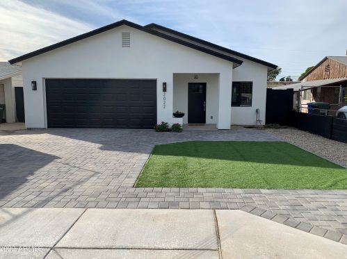 2022 22nd Pl, Phoenix, AZ 85006-2012