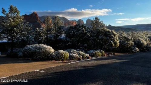 375 Shadow Rock Dr, Sedona AZ 86336-3451 exterior