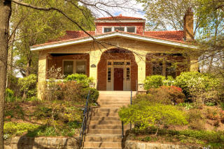 3921 Military Rd, Washington, DC 20015-2927