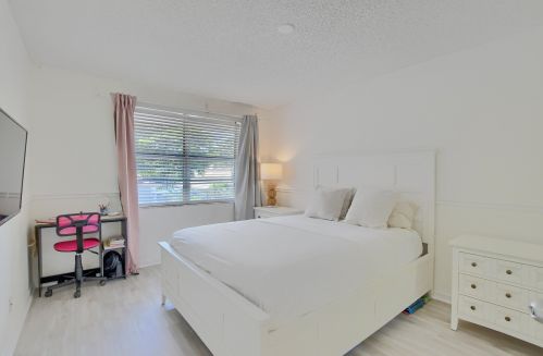 2163 53rd St, Boca Raton FL 33496-3452 exterior