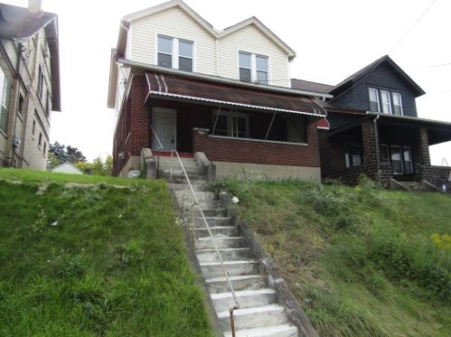 2608 Versailles Ave, Mckeesport, PA 15132-2041