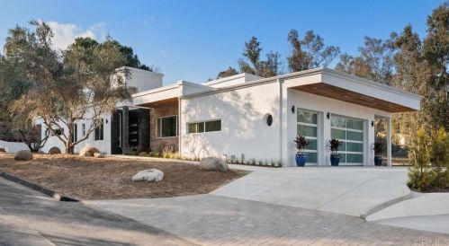 1500 Gamble Ln, Escondido CA  92029-4321 exterior