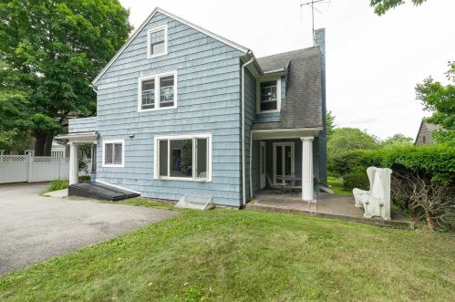 15 Loockerman Ave, Poughkeepsie NY 12601-5026 exterior