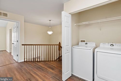 29 Spring View St, Carlisle PA  17013-4460 exterior