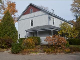 282 Ethan Allen Pkwy, Burlington, VT 05408-2545
