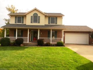732 Glencarlyn Ave, Fairhope, OH 44641-2261