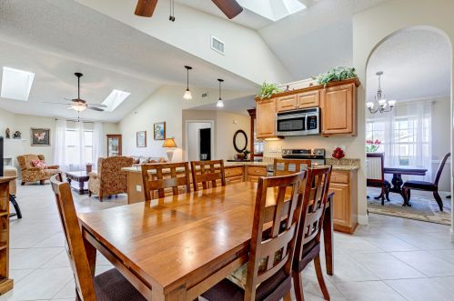 909 Fulton Way, Sebastian FL  32958-5123 exterior