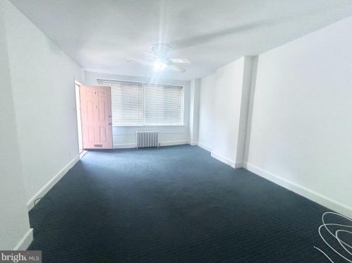 2020 Fairmount Ave, Philadelphia PA  19130-2602 exterior