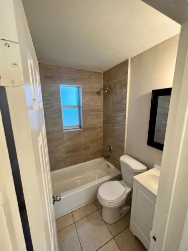 916 4th St, West Palm Beach, FL 33401-4167