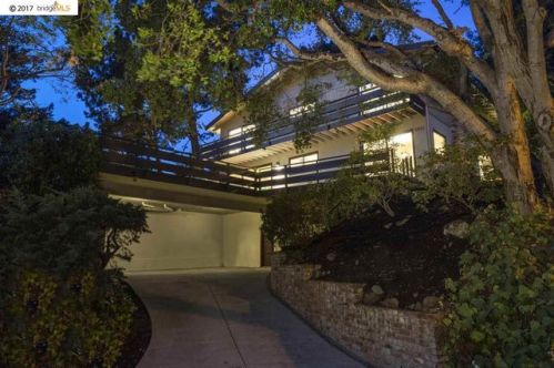 5932 Harbord Dr, Oakland, CA 94611-3125