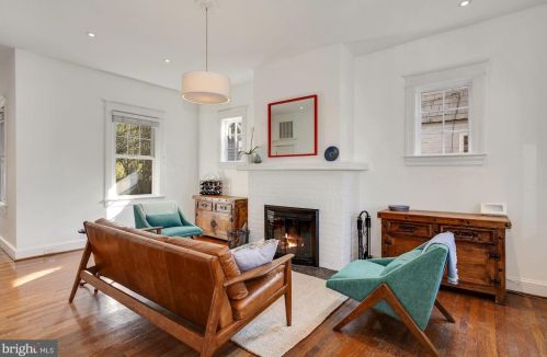 4613 38th St, Washington, DC 20016-1803