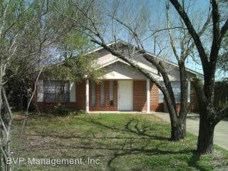 3215 Heatherwood Dr, Bryan TX  77801-2412 exterior